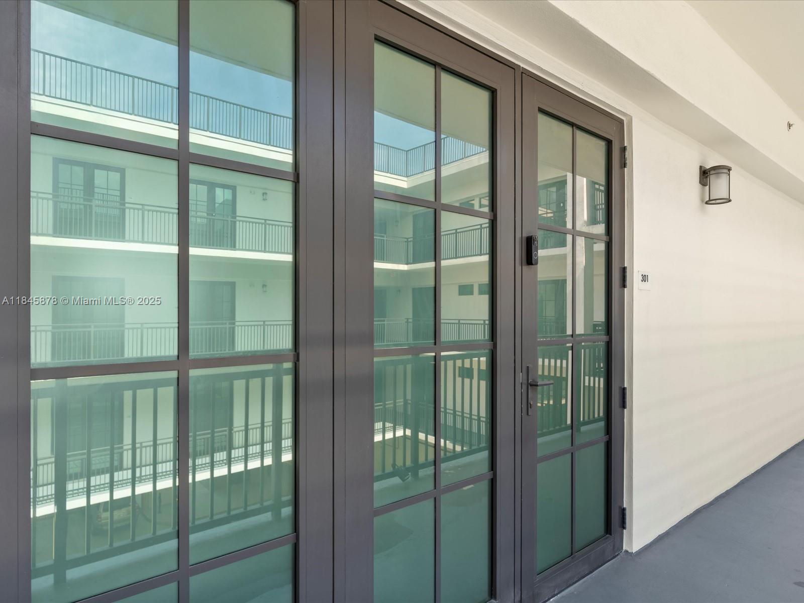 4100 SW 64th Ave #301 Davie, FL 33314