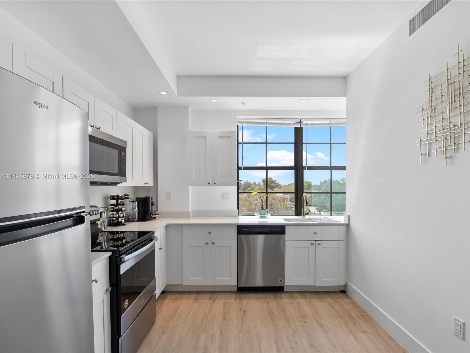 4100 SW 64th Ave #301 Davie, FL 33314