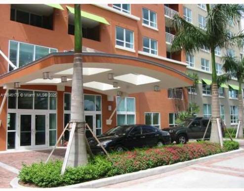 2000 N Bayshore Dr #122