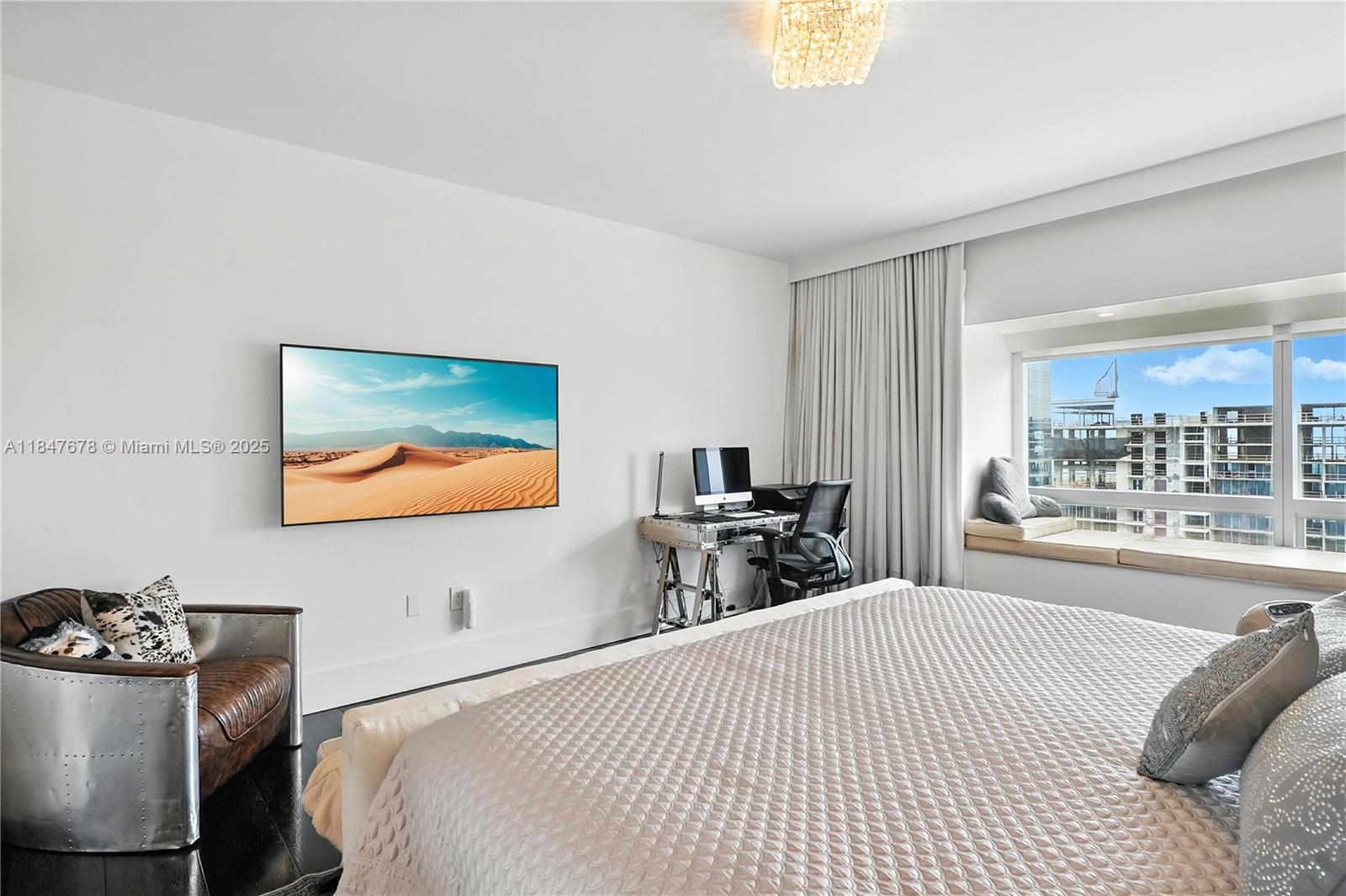 1435 Brickell Ave #3512 Miami, FL 33131