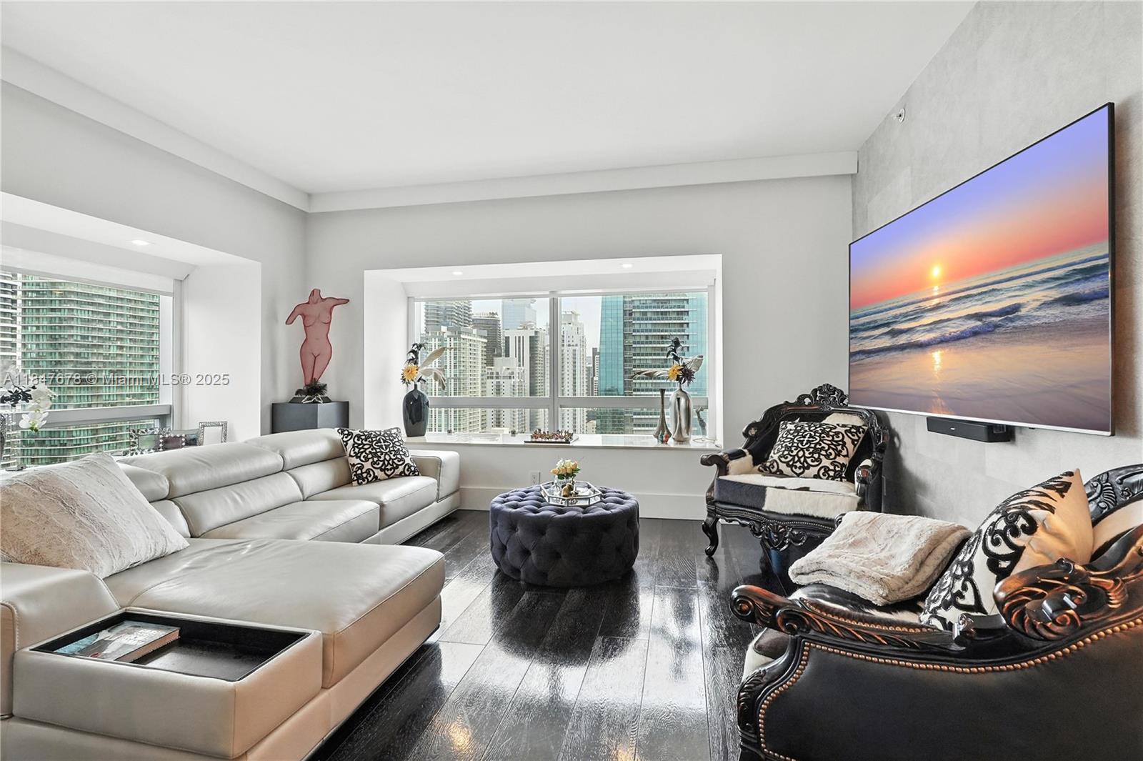 1435 Brickell Ave #3512 Miami, FL 33131