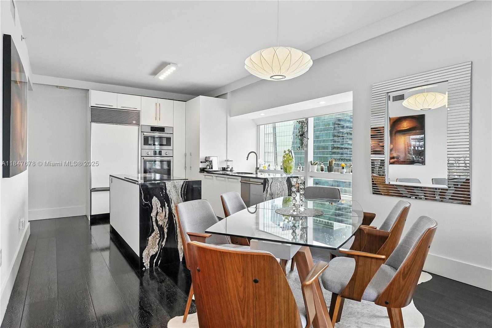 1435 Brickell Ave #3512 Miami, FL 33131