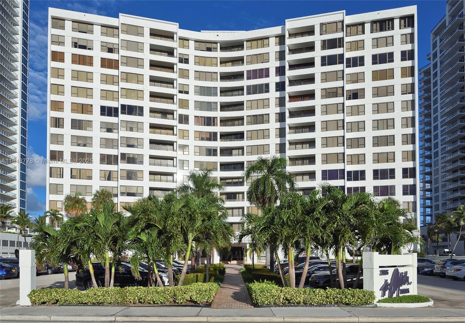 3505 S Ocean Dr #1015