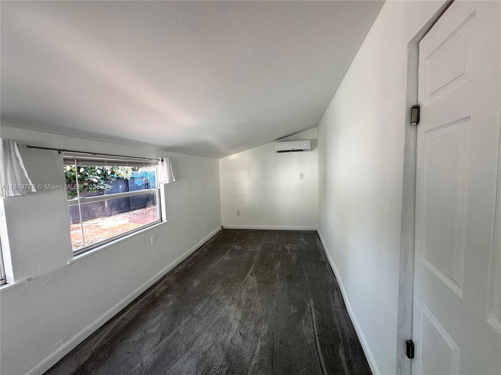 6650 Douglas St Hollywood, FL 33024