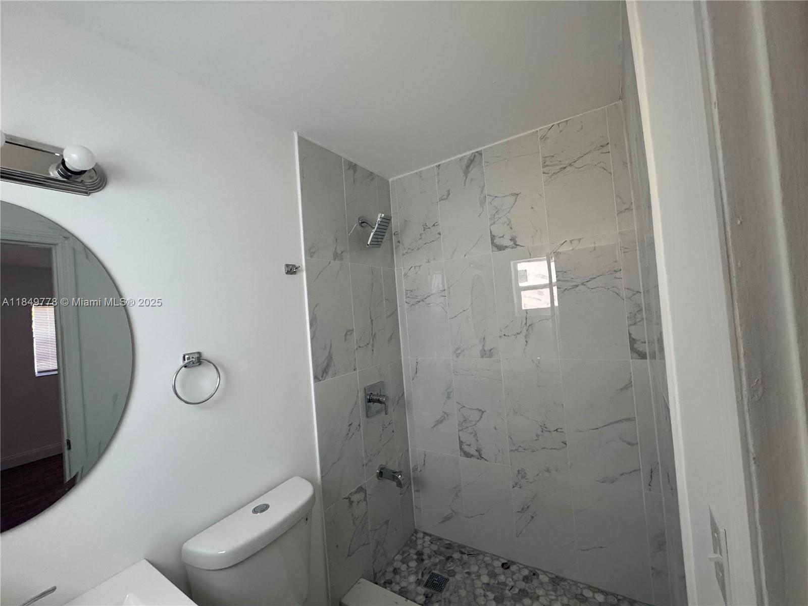 6650 Douglas St Hollywood, FL 33024