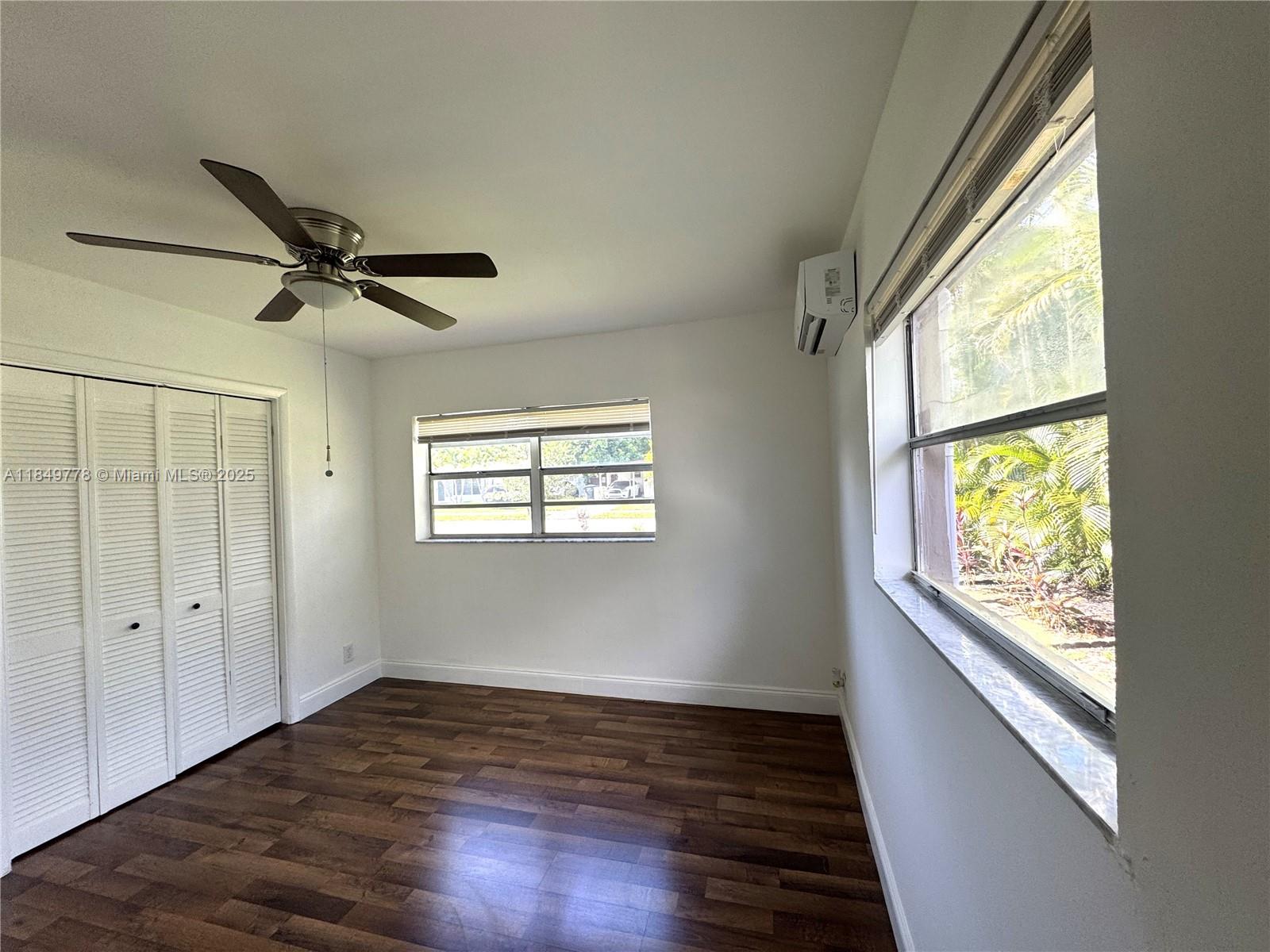 6650 Douglas St Hollywood, FL 33024