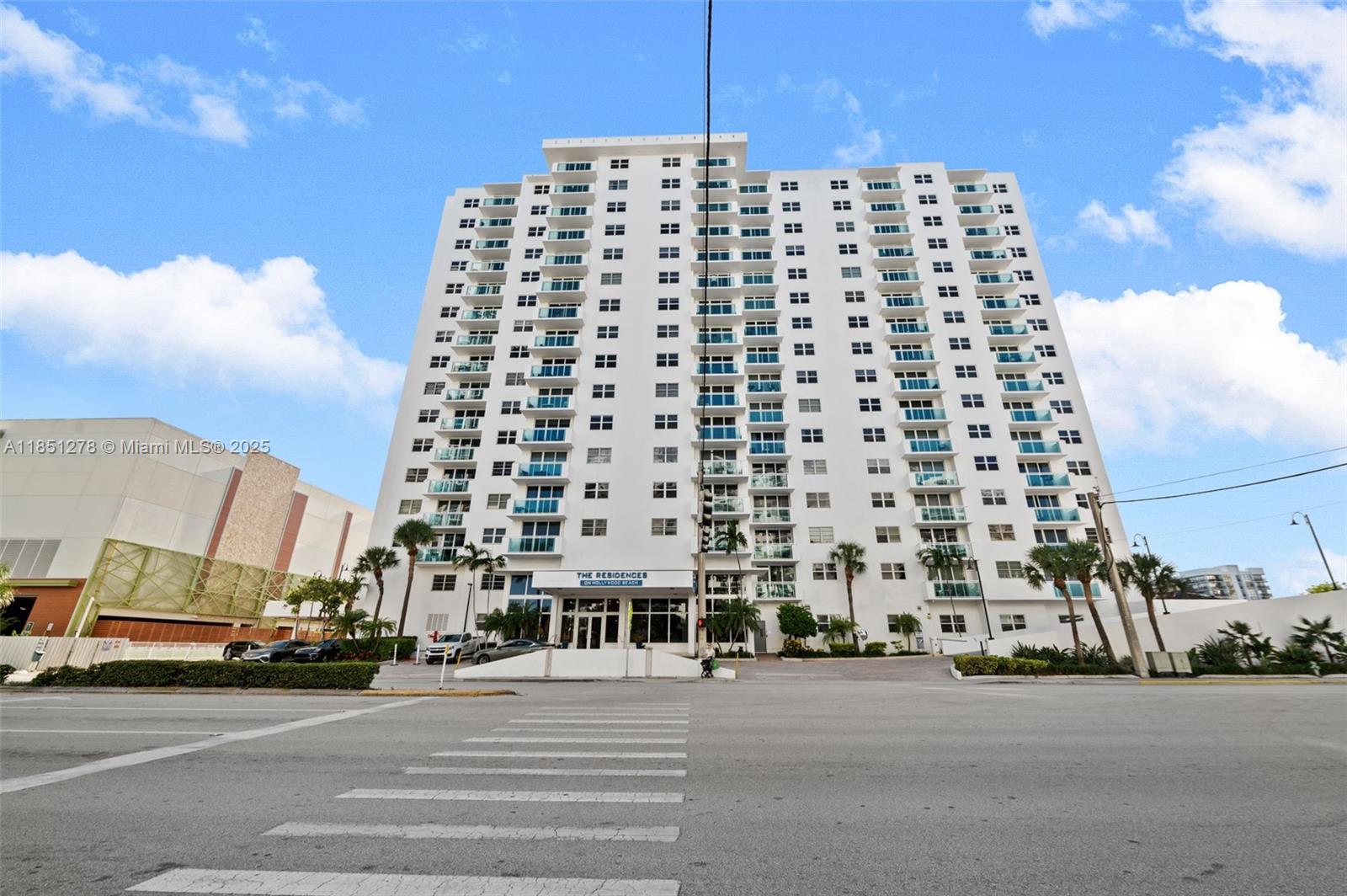 3000 S Ocean Dr #102