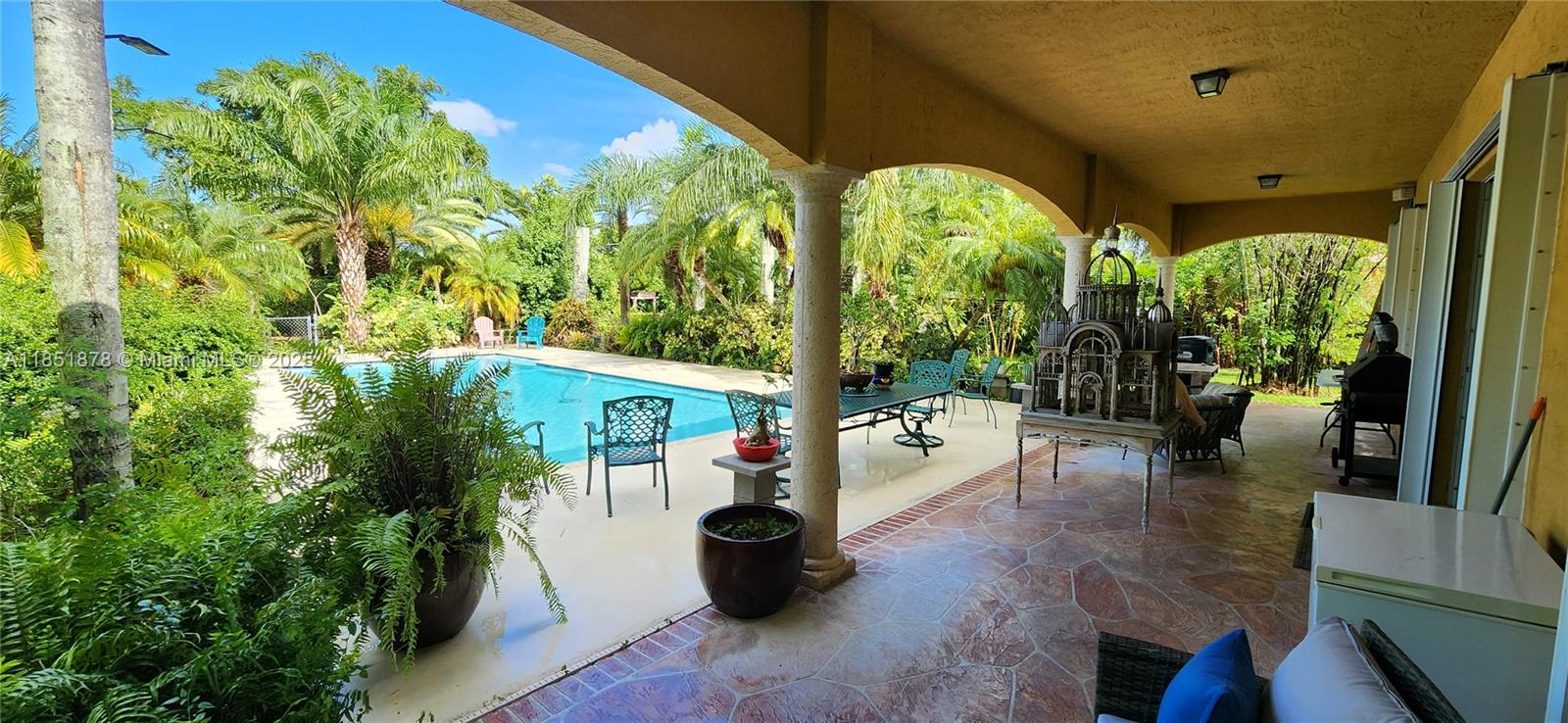 21401 SW 187th Ave Miami, FL 33187