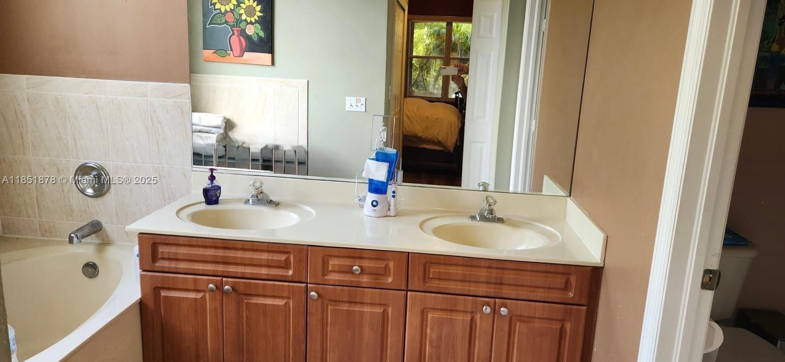 21401 SW 187th Ave Miami, FL 33187