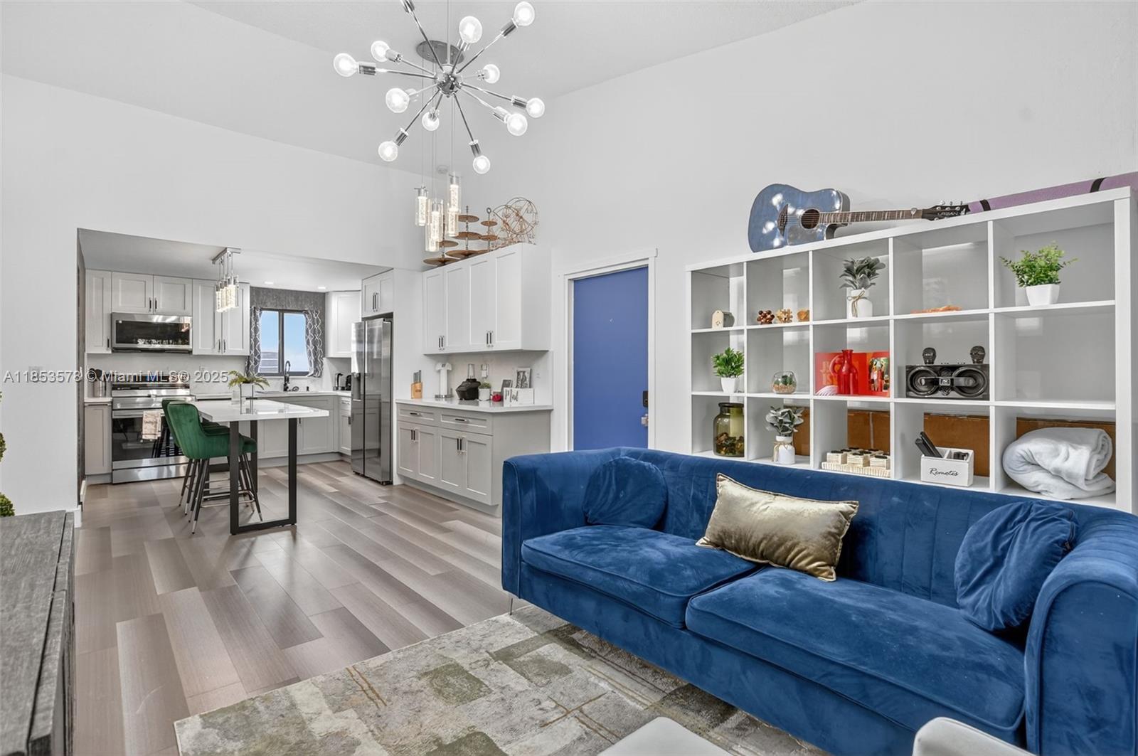 50 SE 12th St #218