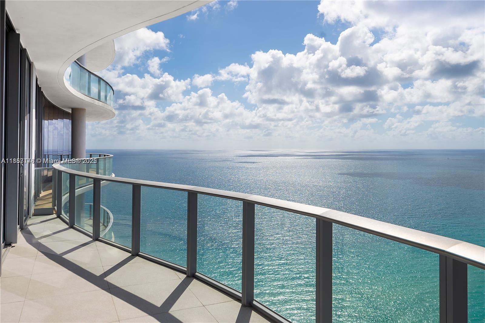 17475 Collins Ave #2802