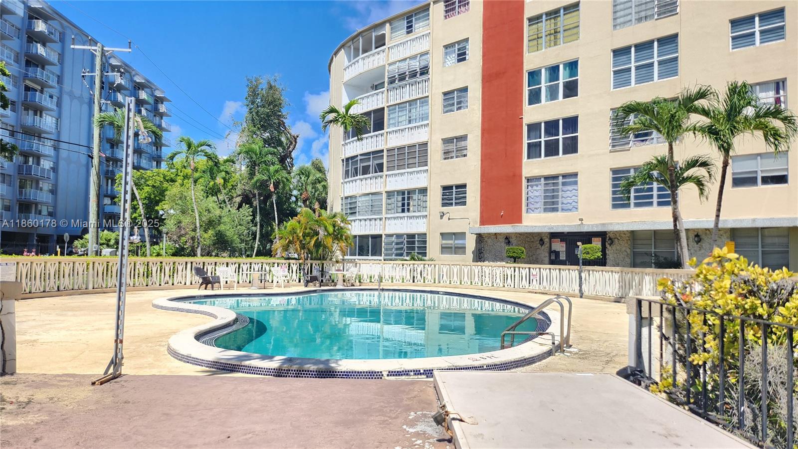 1475 NE 125th Ter #408H
