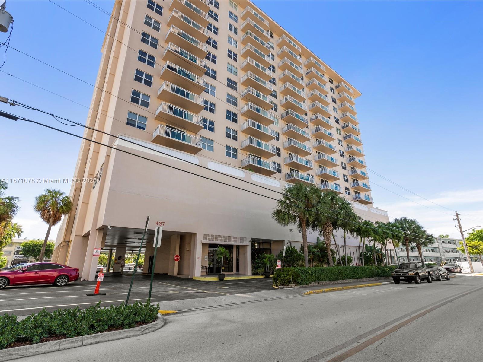 437 Golden Isles Dr #9H
