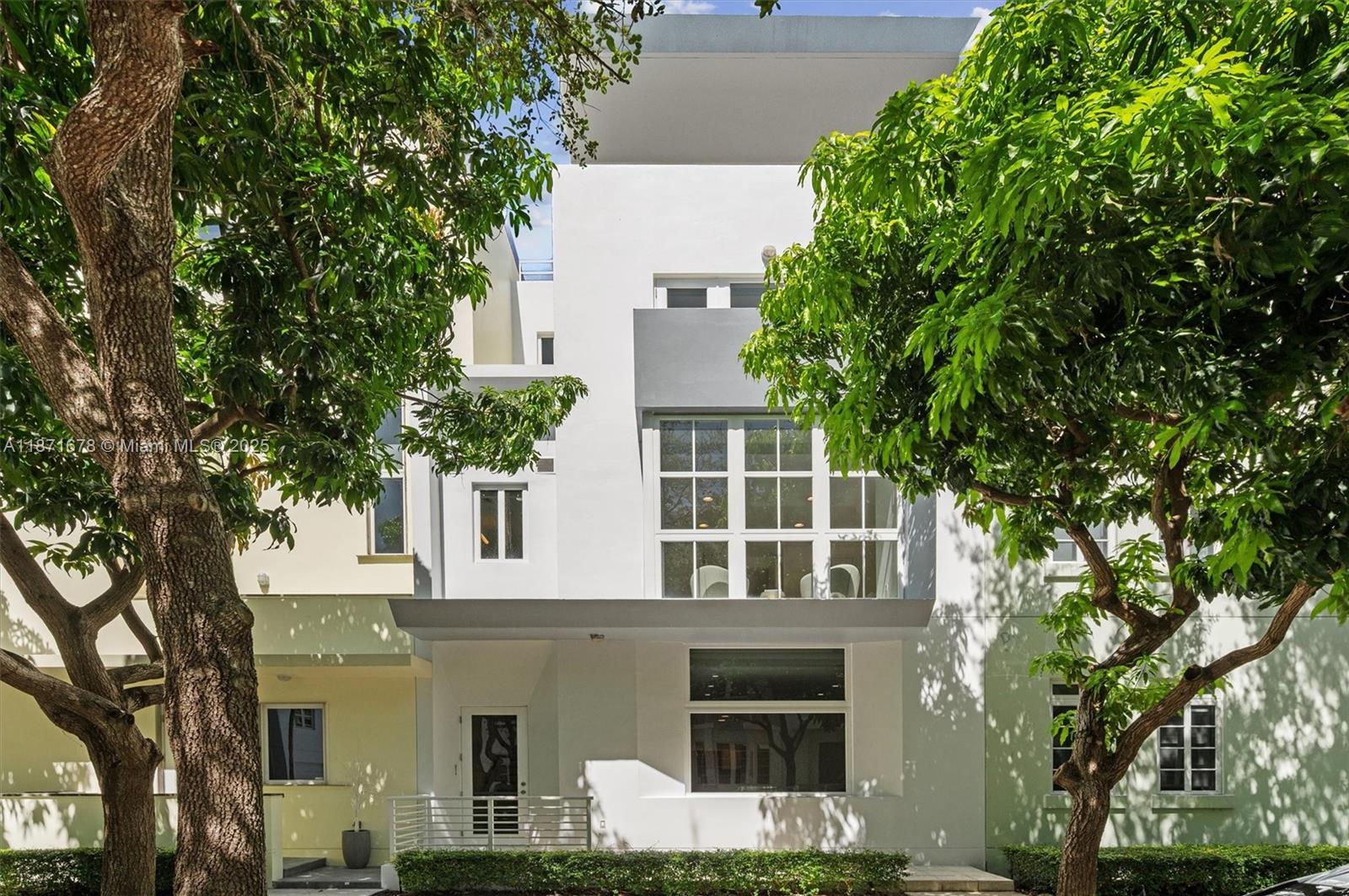 211 Water Way