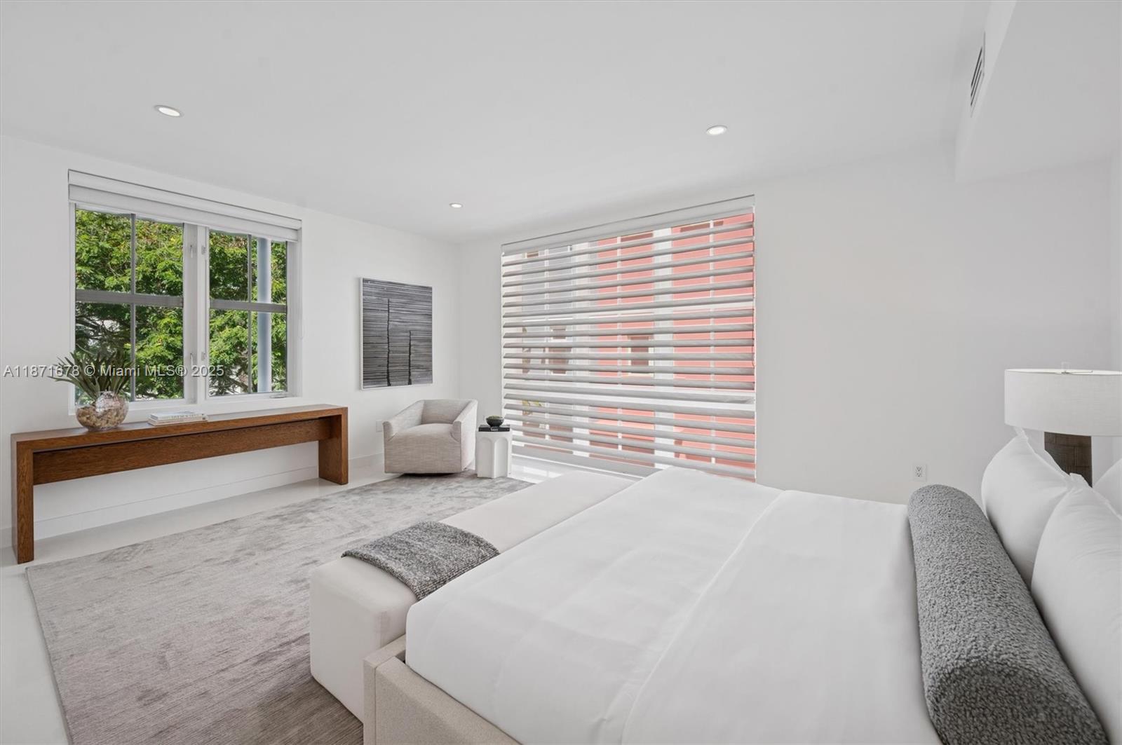 211 Water Way Miami Beach, FL 33141