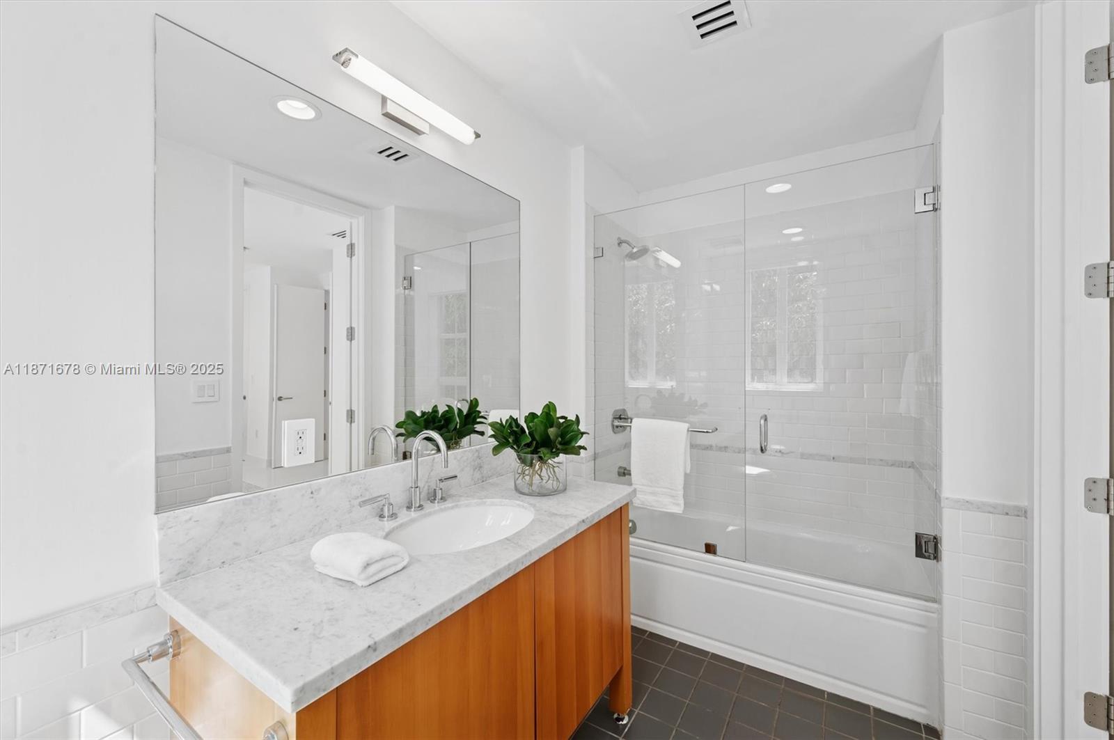 211 Water Way Miami Beach, FL 33141