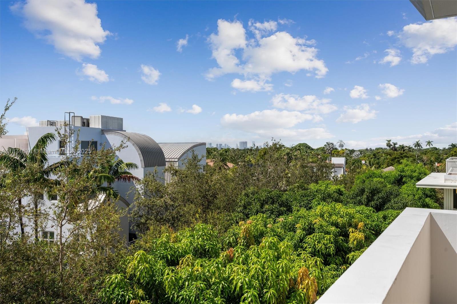 211 Water Way Miami Beach, FL 33141