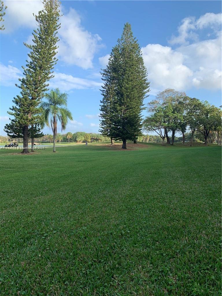 16171 Blatt Blvd #413 Weston, FL 33326