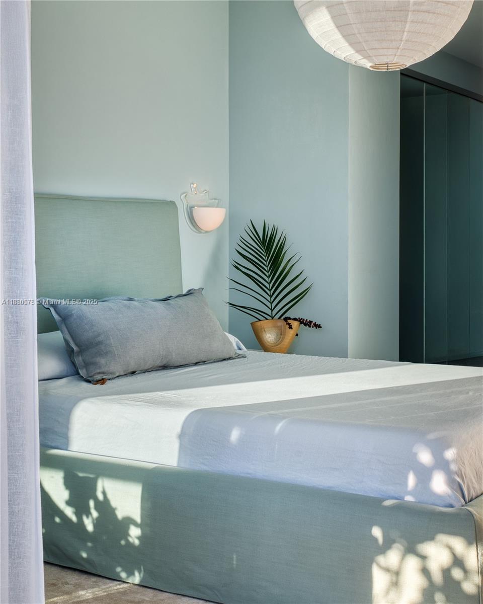 121 NE 34th St #2408 Miami, FL 33137 121 NE 34th St #2408 Miami, FL 33137