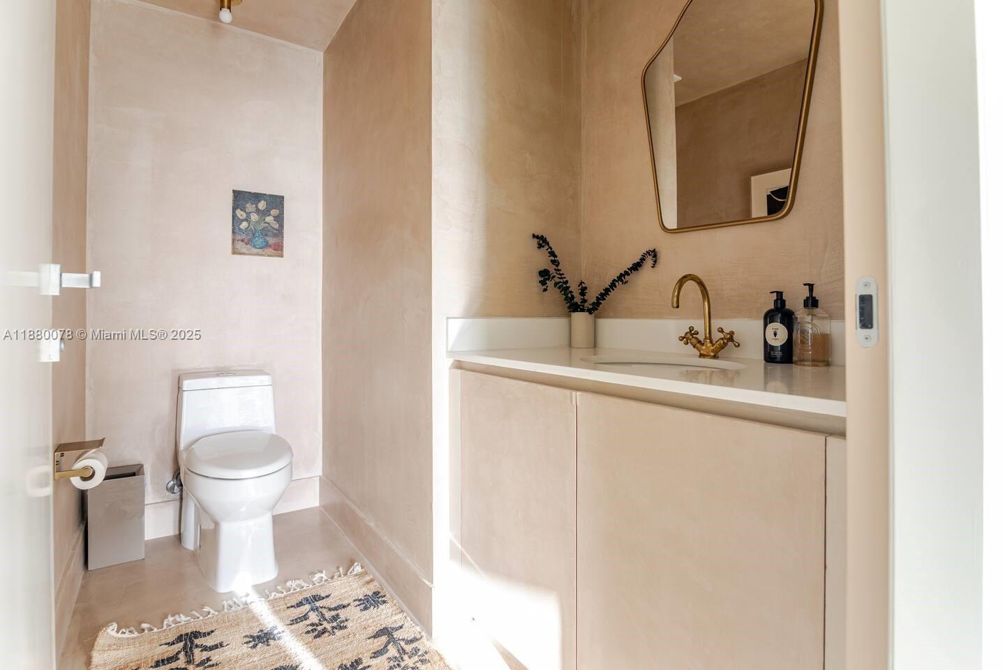 121 NE 34th St #2408 Miami, FL 33137 121 NE 34th St #2408 Miami, FL 33137