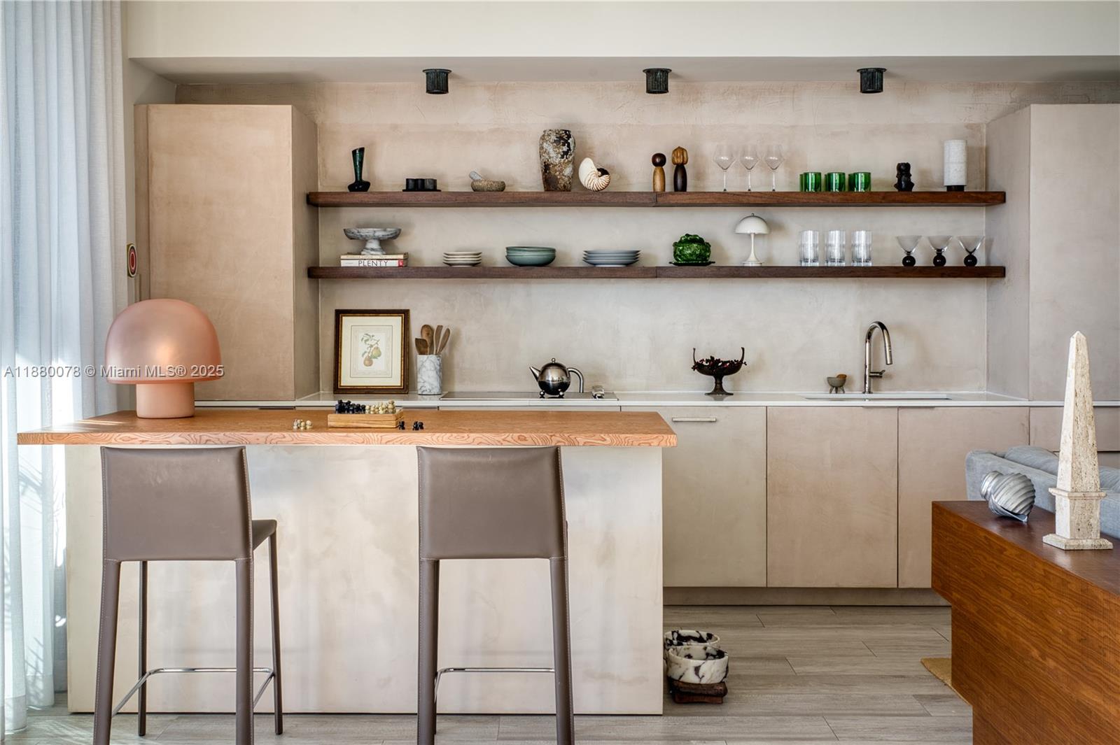 121 NE 34th St #2408 Miami, FL 33137 121 NE 34th St #2408 Miami, FL 33137