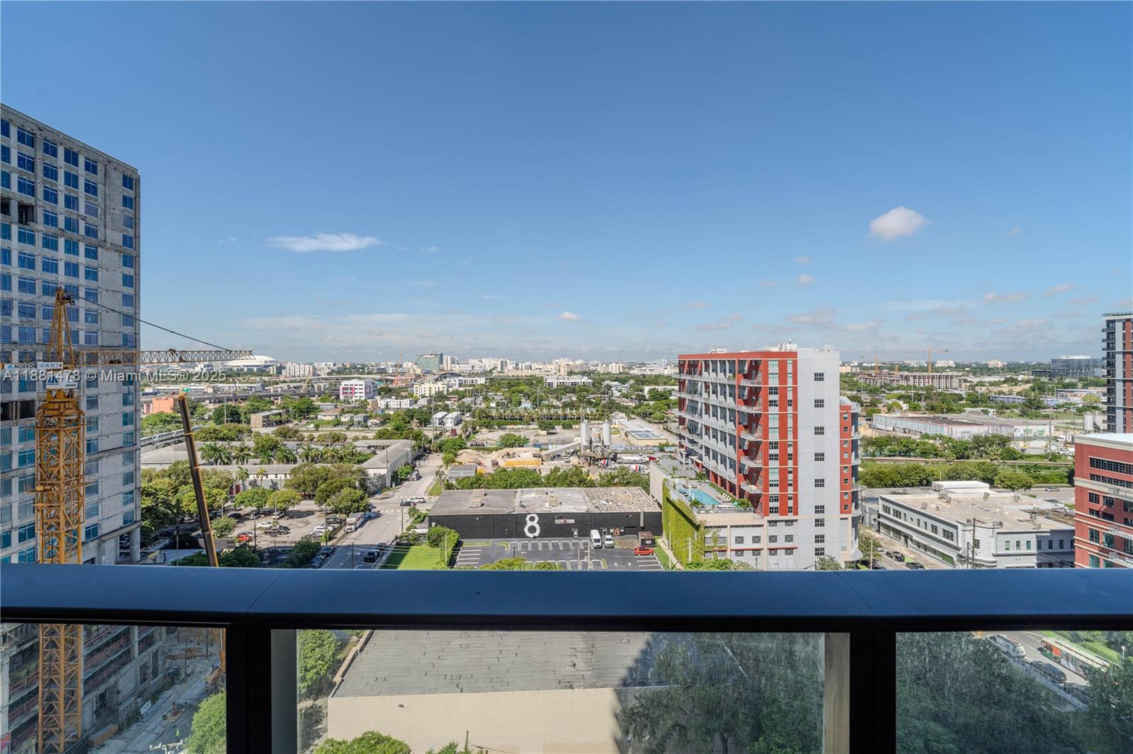 image Canvas Condo15