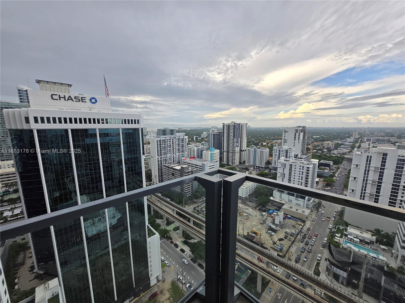 image Rise Condo1