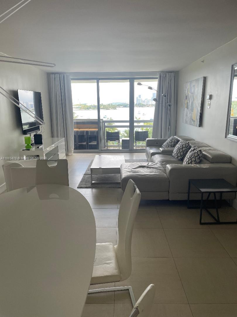 1500 Bay Rd #524S Miami Beach, FL 33139 1500 Bay Rd #524S Miami Beach, FL 33139