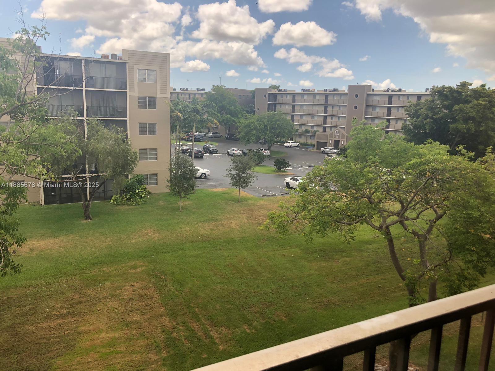 8550 N Sherman Cir #403