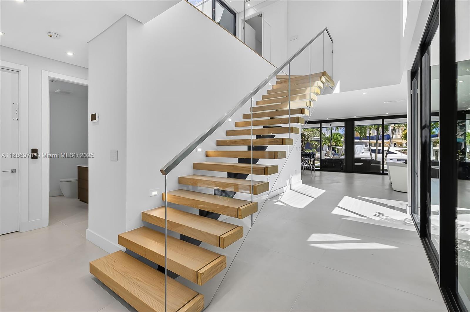 620 Solar Isle Dr Fort Lauderdale, FL 33301