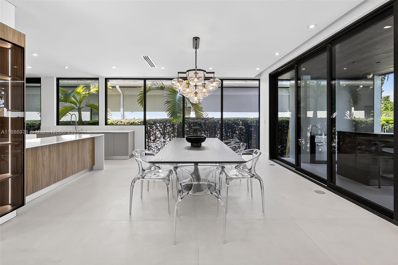 620 Solar Isle Dr Fort Lauderdale, FL 33301