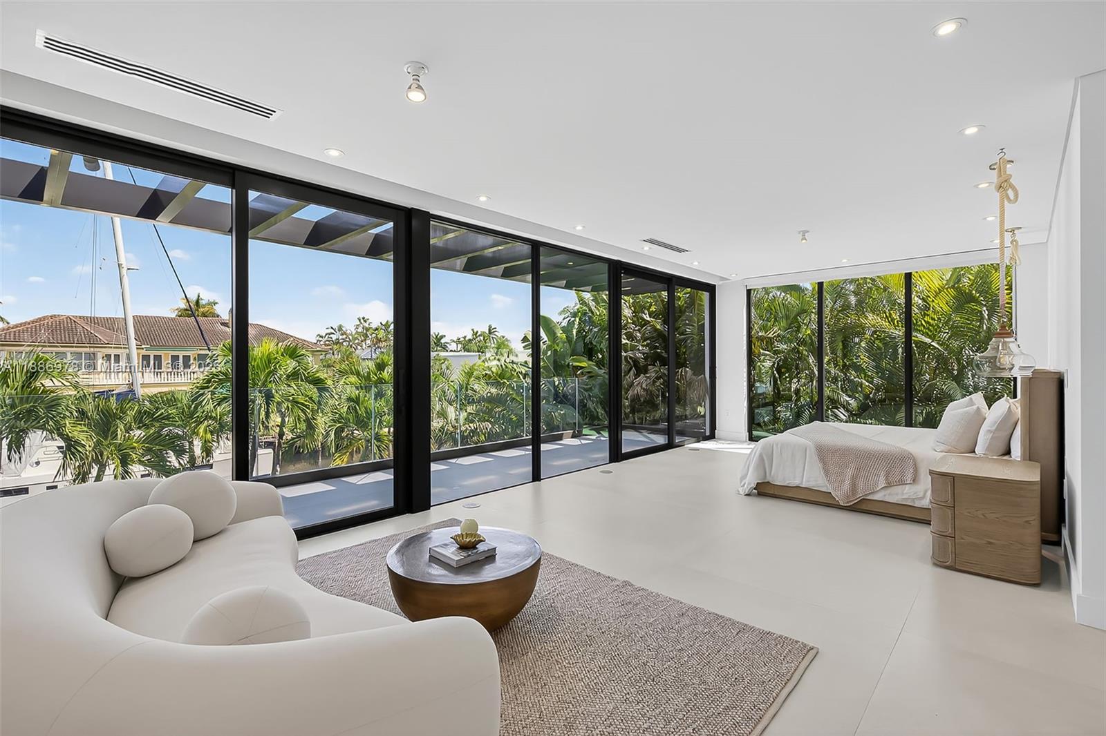 620 Solar Isle Dr Fort Lauderdale, FL 33301