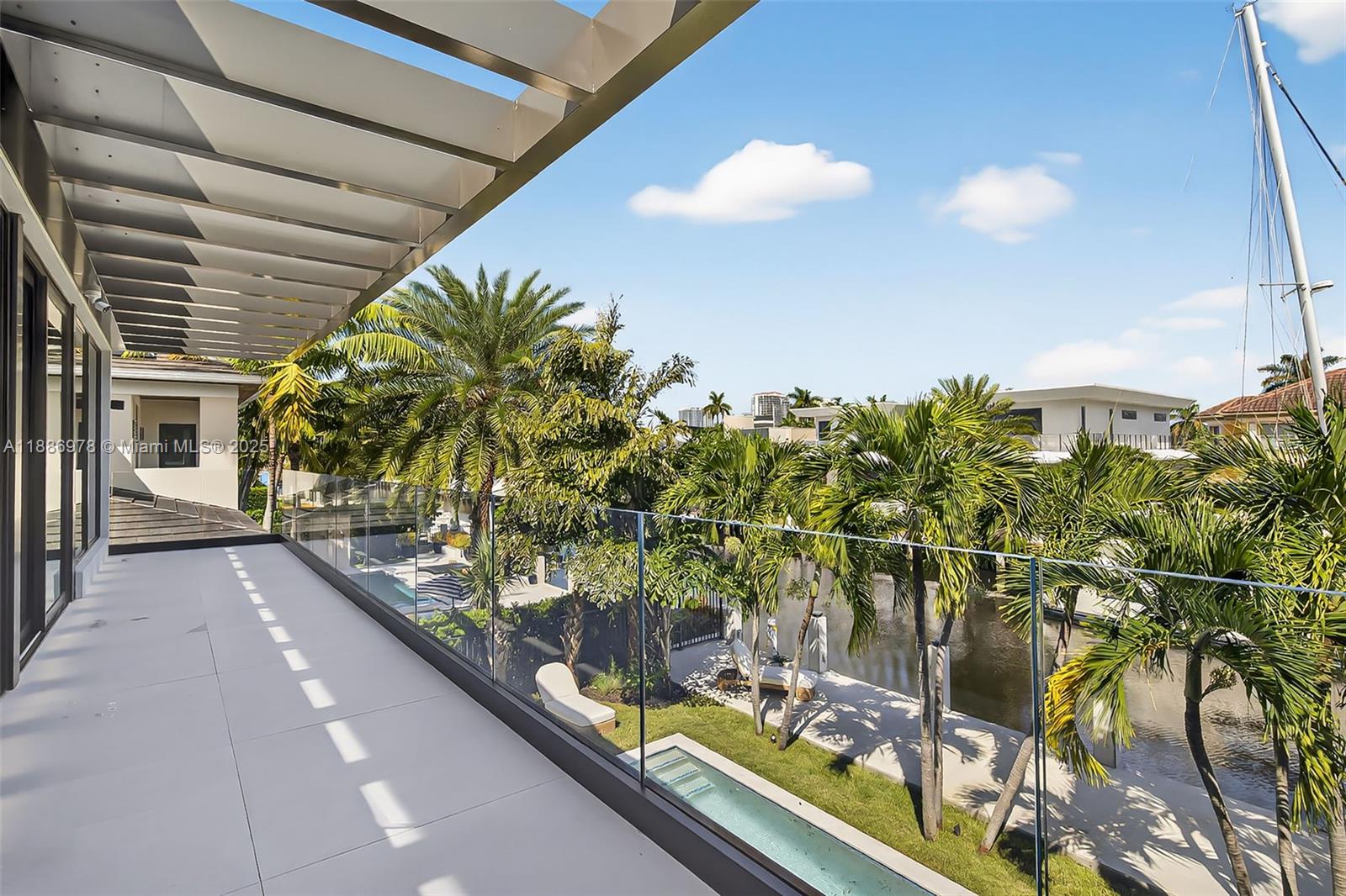 620 Solar Isle Dr Fort Lauderdale, FL 33301