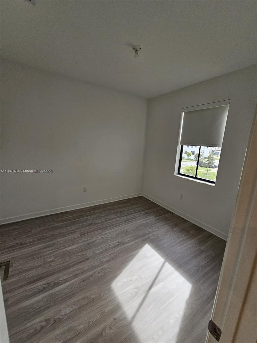 11083 W 33rd Ct Hialeah, FL 33018