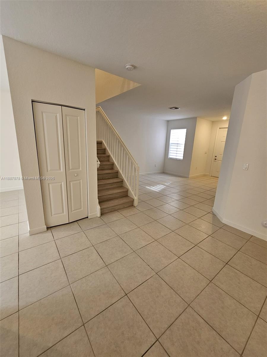 11083 W 33rd Ct Hialeah, FL 33018