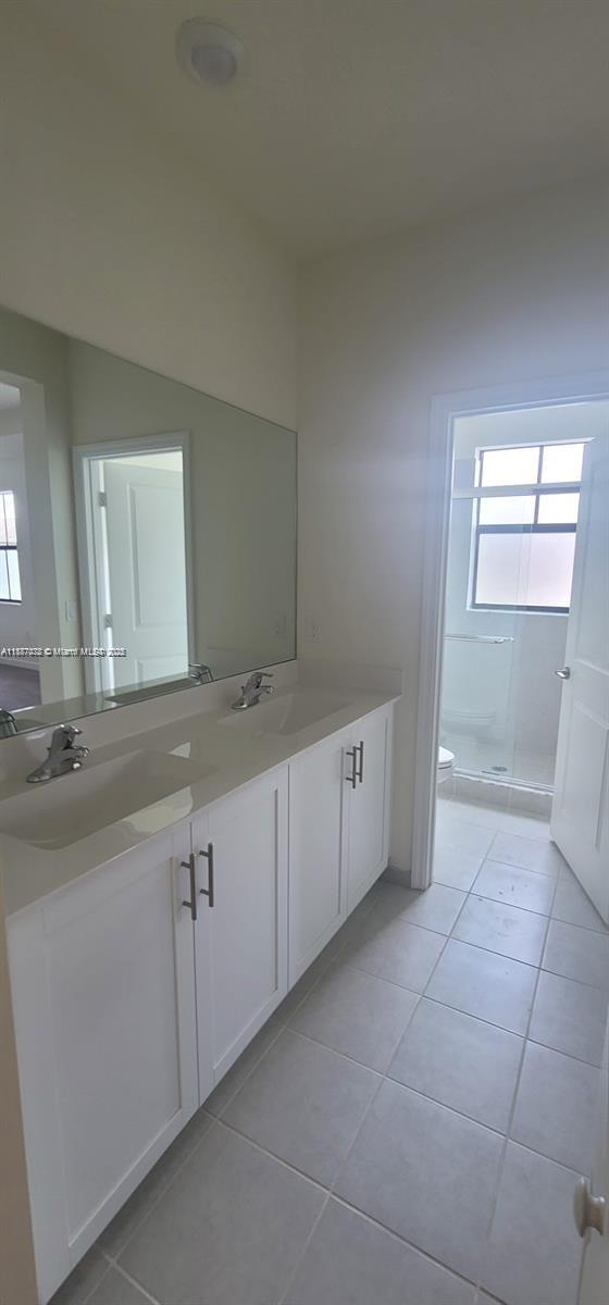 11083 W 33rd Ct Hialeah, FL 33018