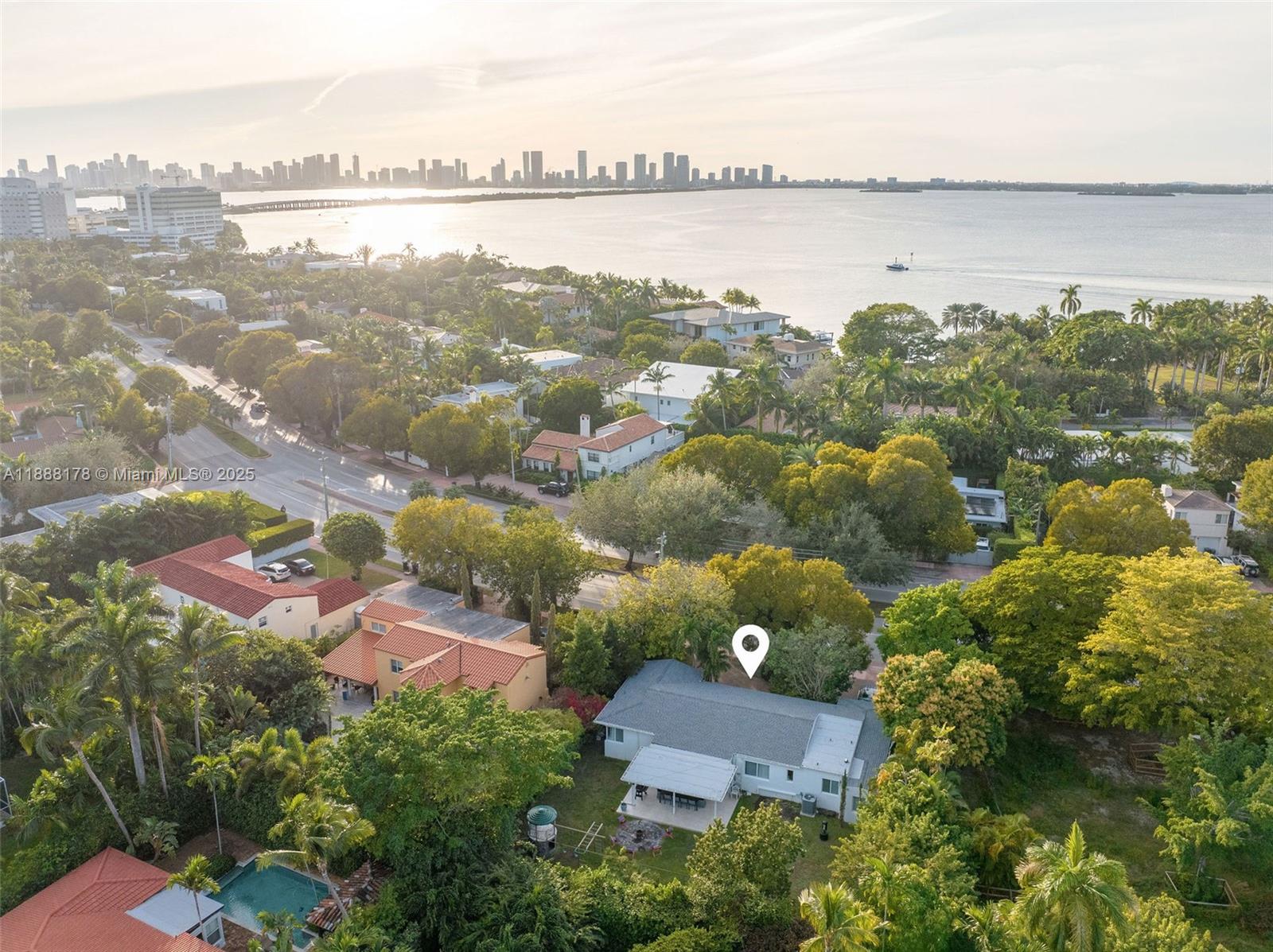 4455 Alton Rd Miami Beach, FL 33140 4455 Alton Rd Miami Beach, FL 33140