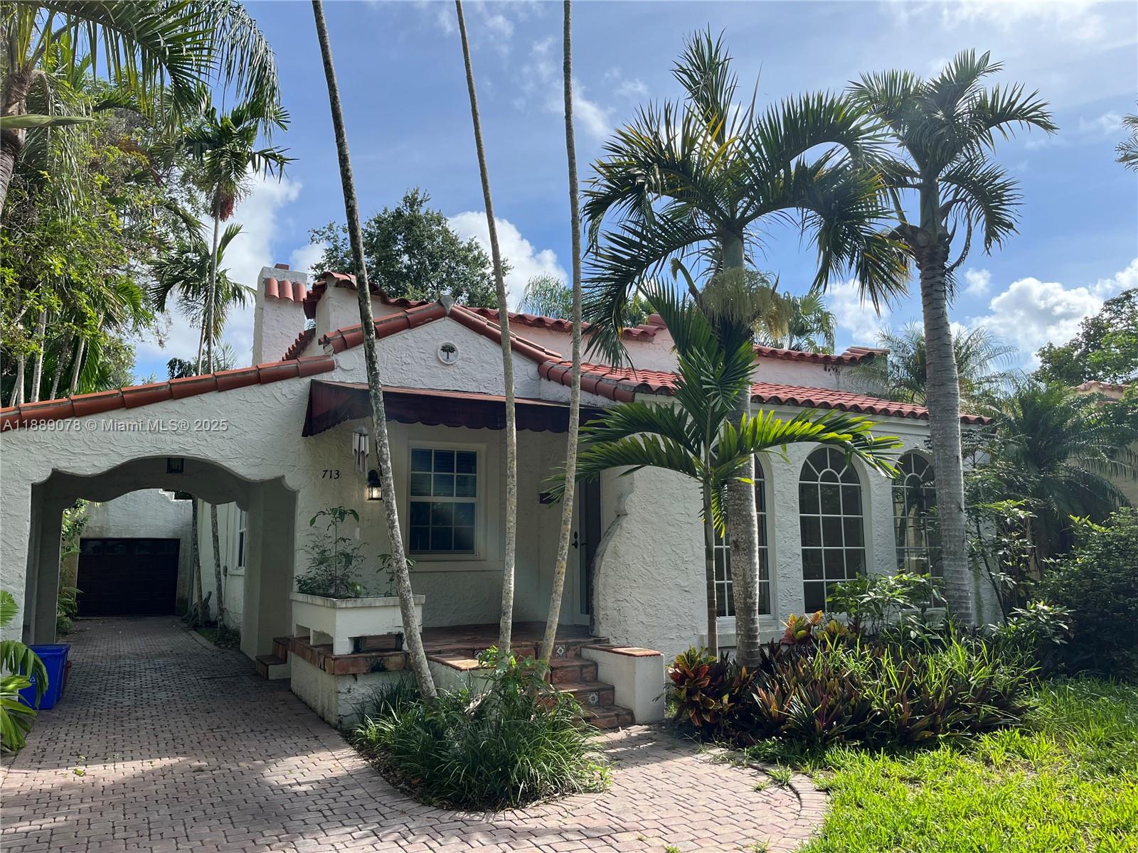 713 Tibidabo Ave