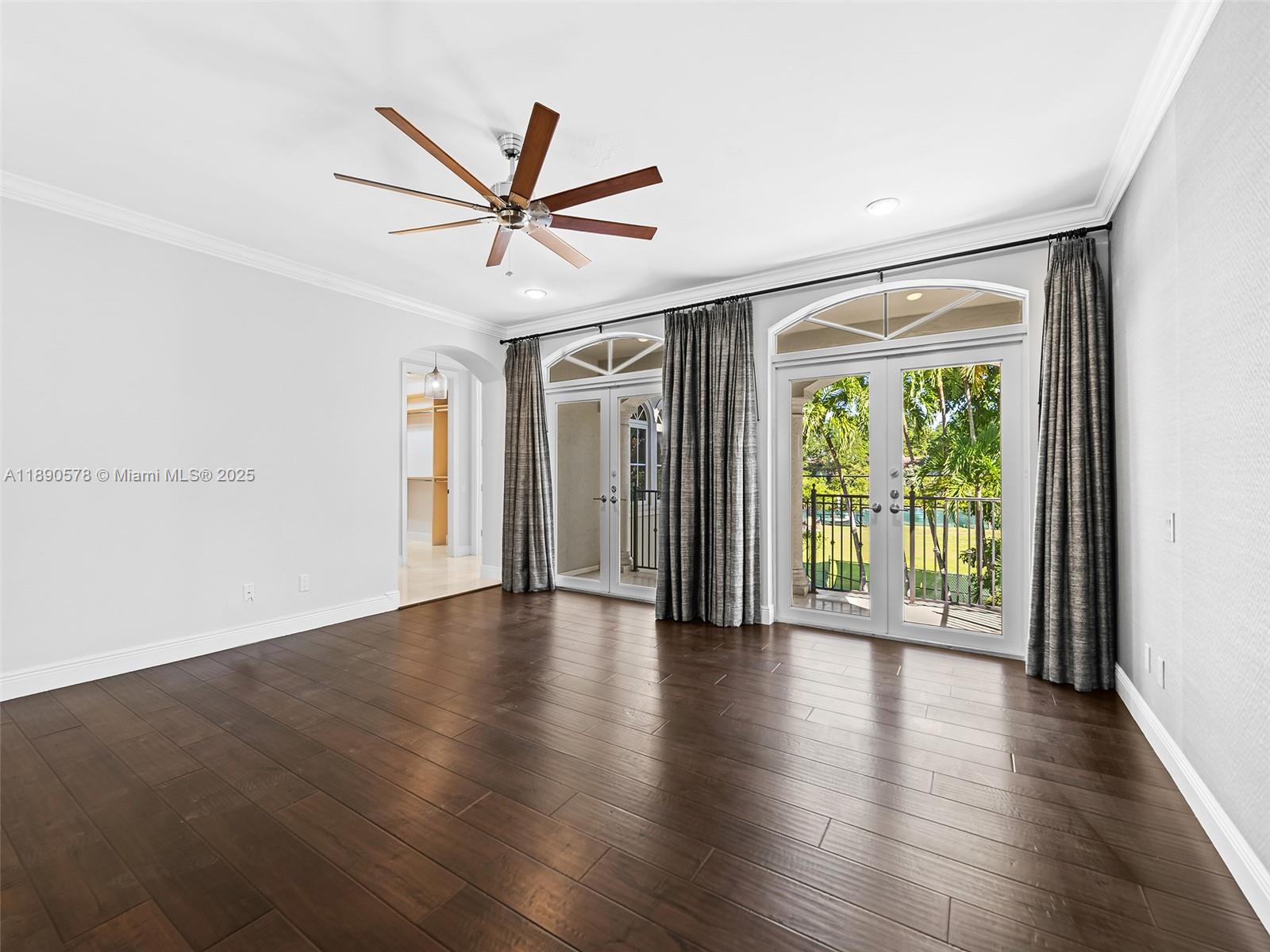 821 SE 2nd Ct Fort Lauderdale, FL 33301