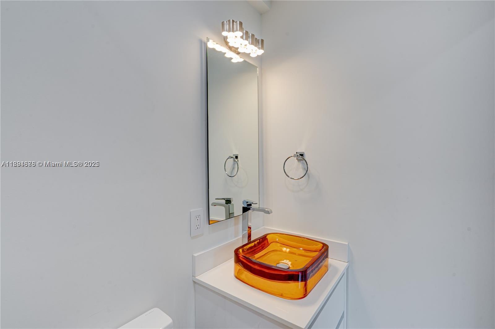 2305 Magnolia Dr #2305 North Miami, FL 33181