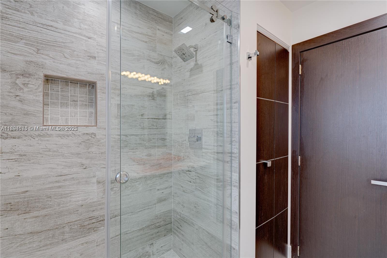 2305 Magnolia Dr #2305 North Miami, FL 33181