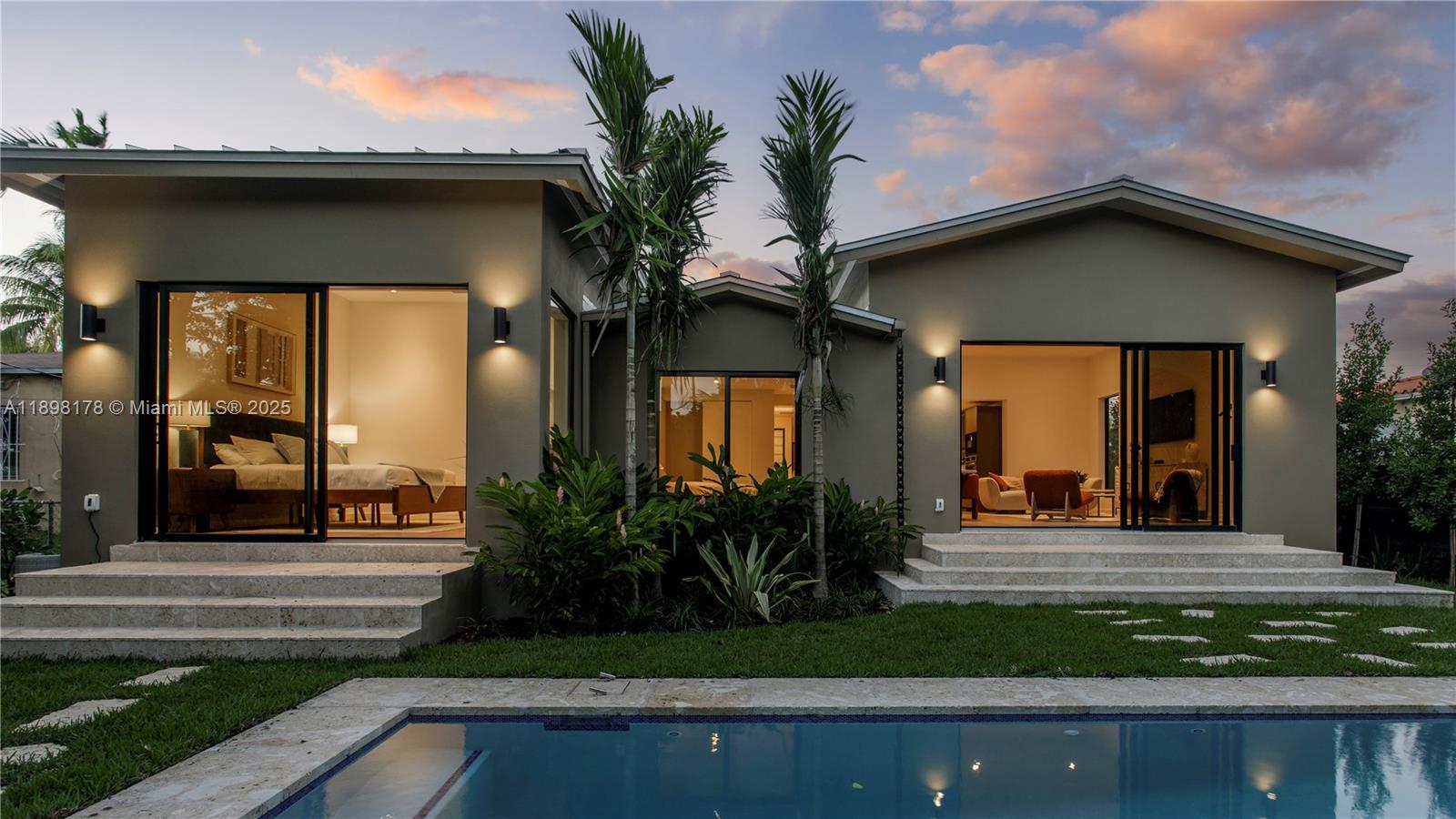 2434 SW 19th St Miami, FL 33145