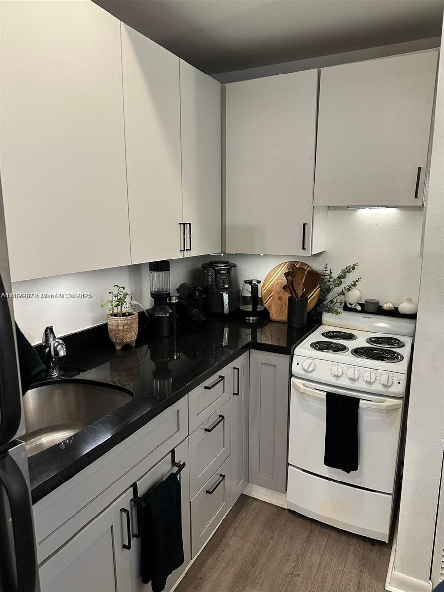 1244 Pennsylvania Ave #103 Miami Beach, FL 33139