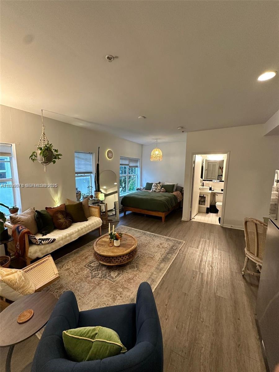 1244 Pennsylvania Ave #103 Miami Beach, FL 33139