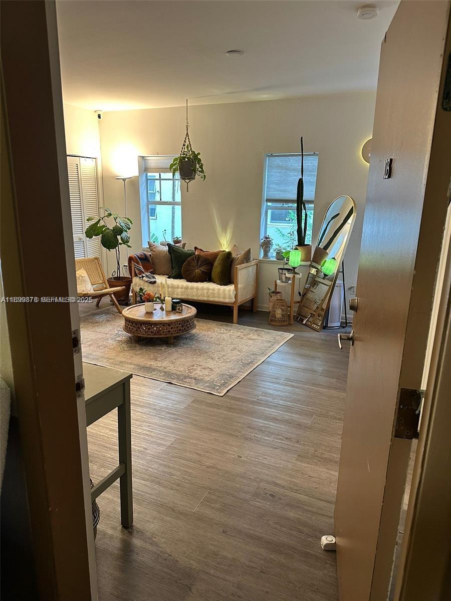 1244 Pennsylvania Ave #103 Miami Beach, FL 33139