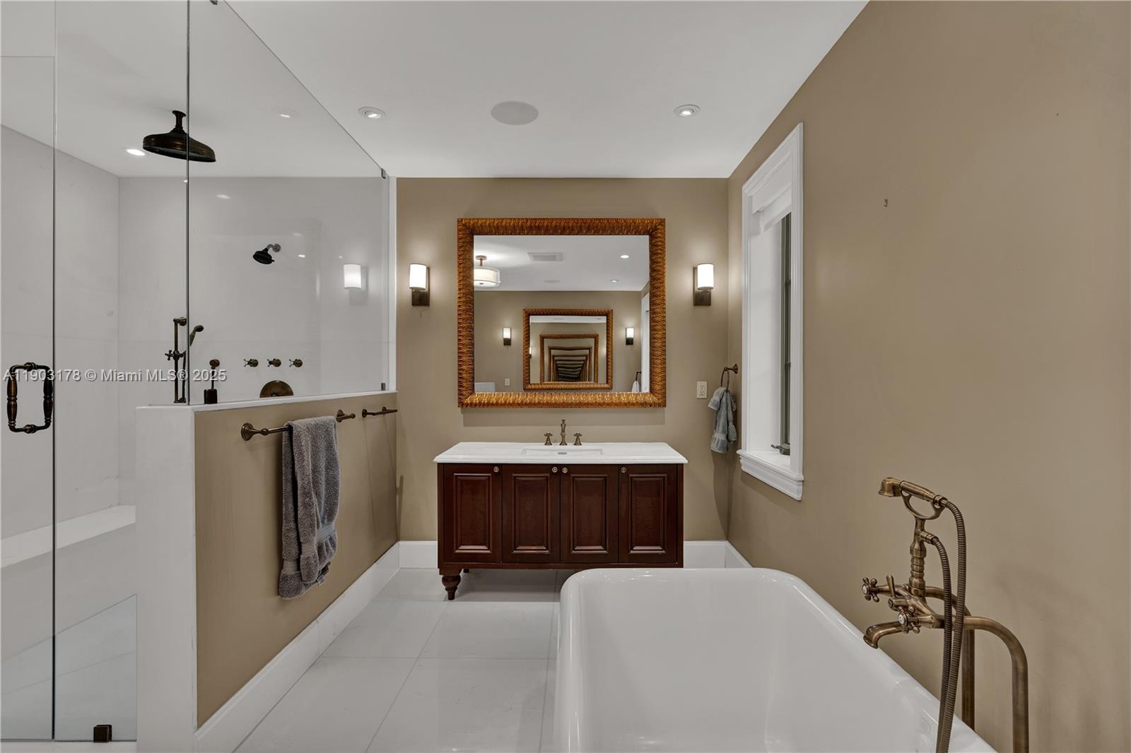 932 Escobar Ave Coral Gables, FL 33134