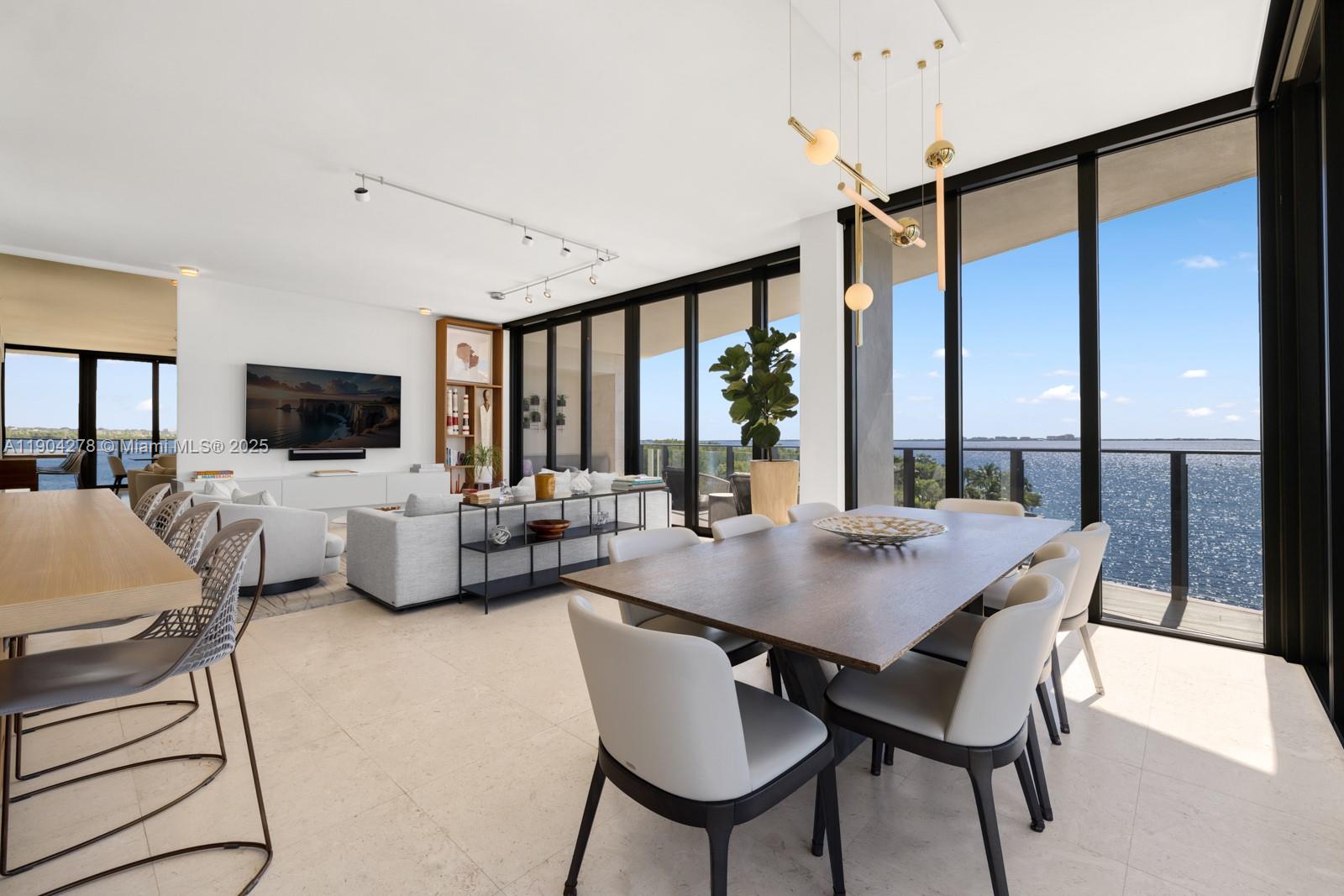 image The Fairchild Condo10