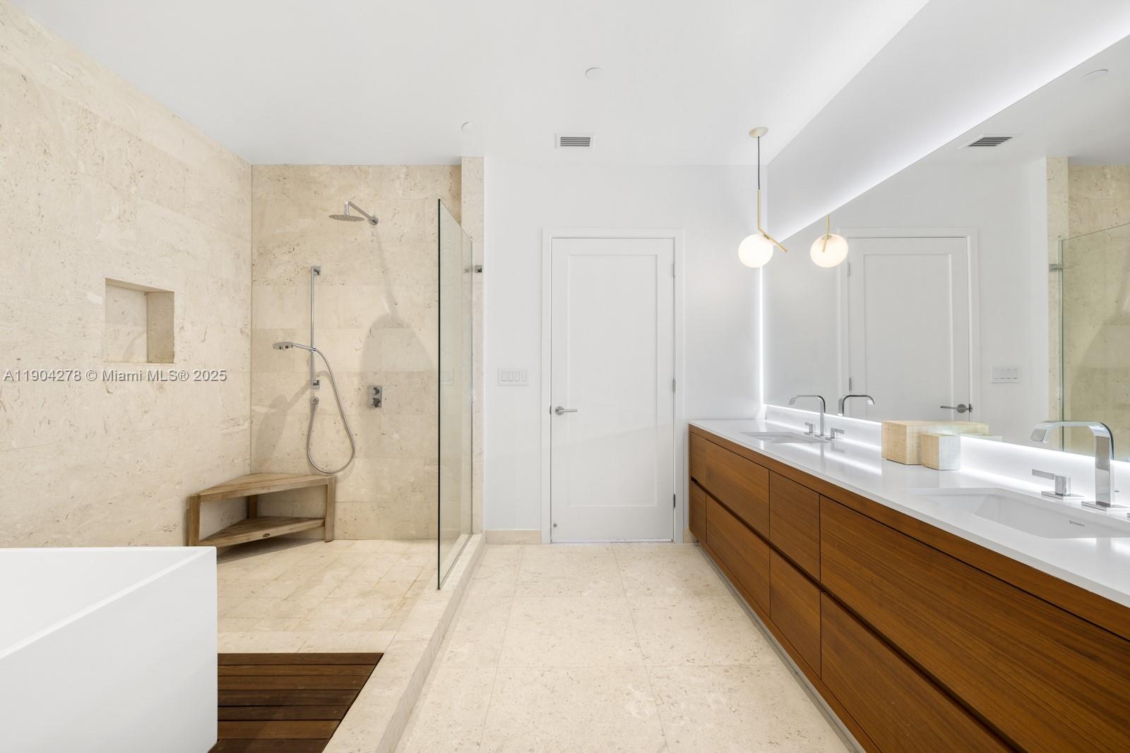 image The Fairchild Condo17