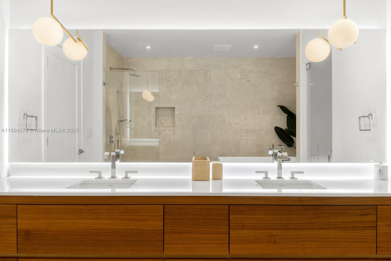 image The Fairchild Condo19