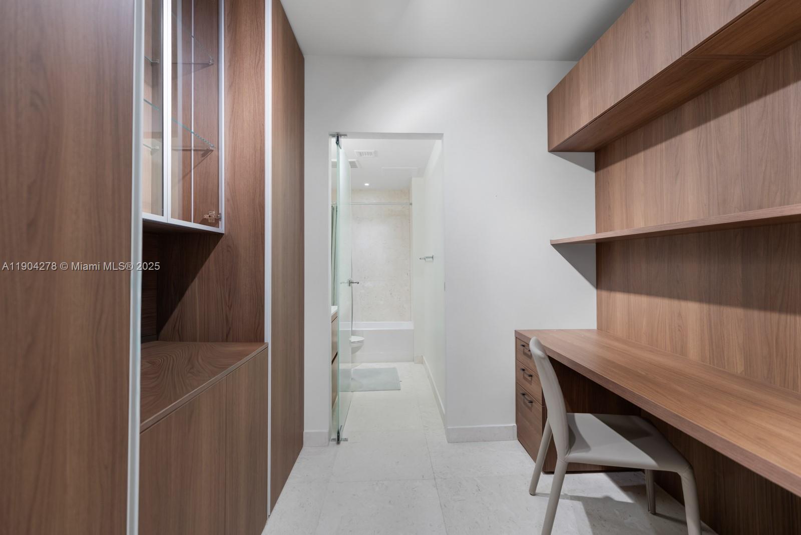 image The Fairchild Condo27